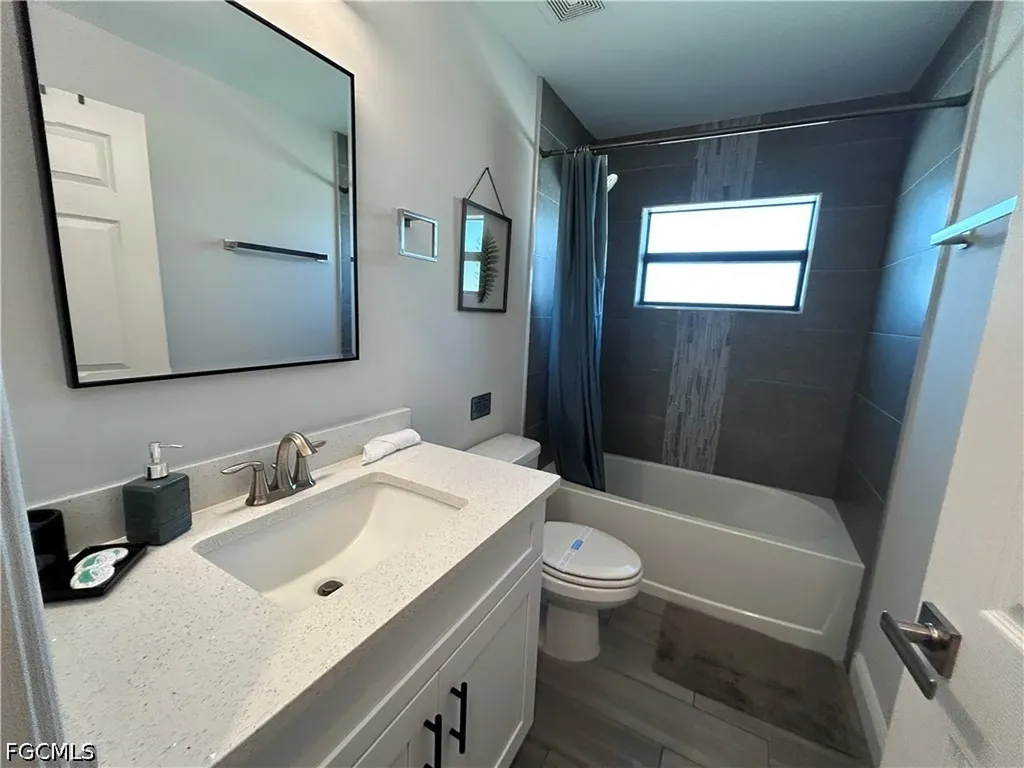 1008 NW 12th Avenue Cape Coral FL 33993
