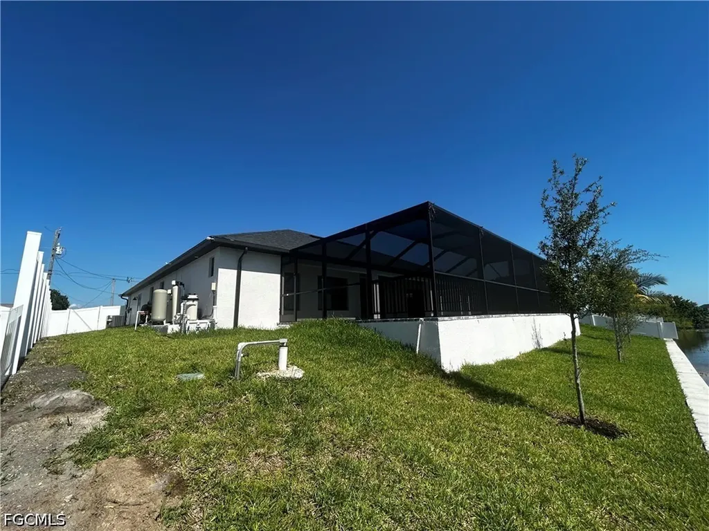 1008 NW 12th Avenue Cape Coral FL 33993