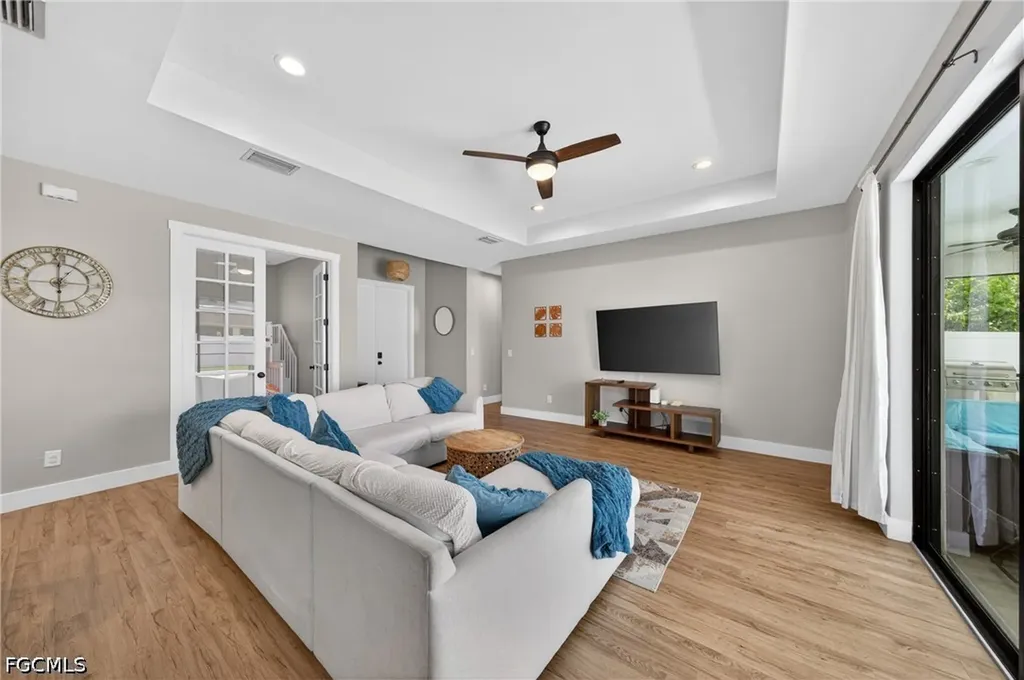 506 SW 5th Street Cape Coral FL 33991