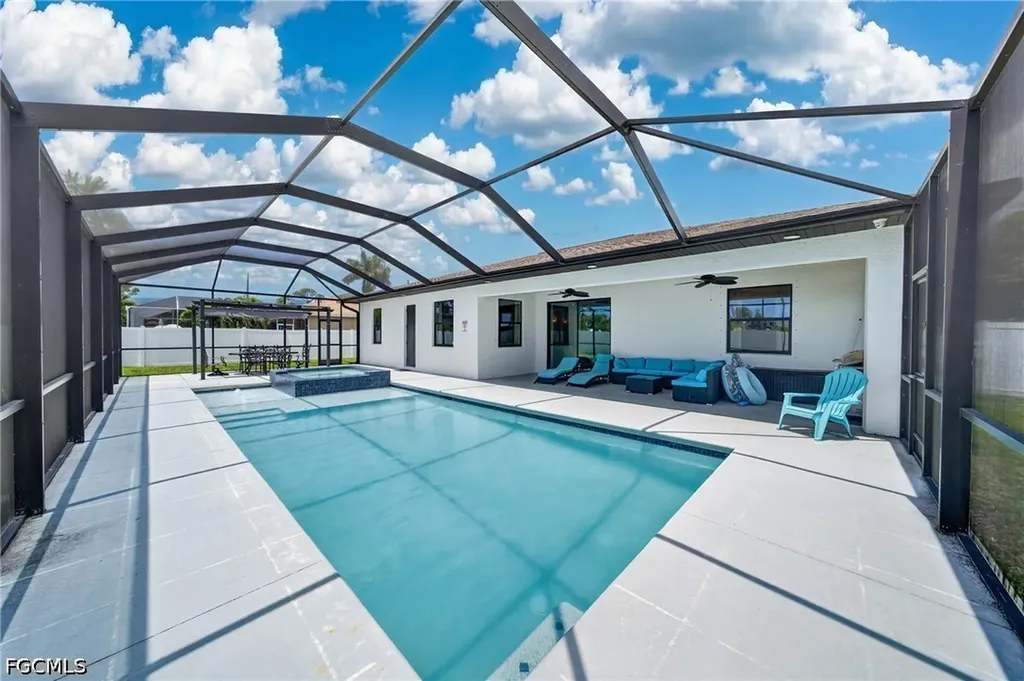 506 SW 5th Street Cape Coral FL 33991