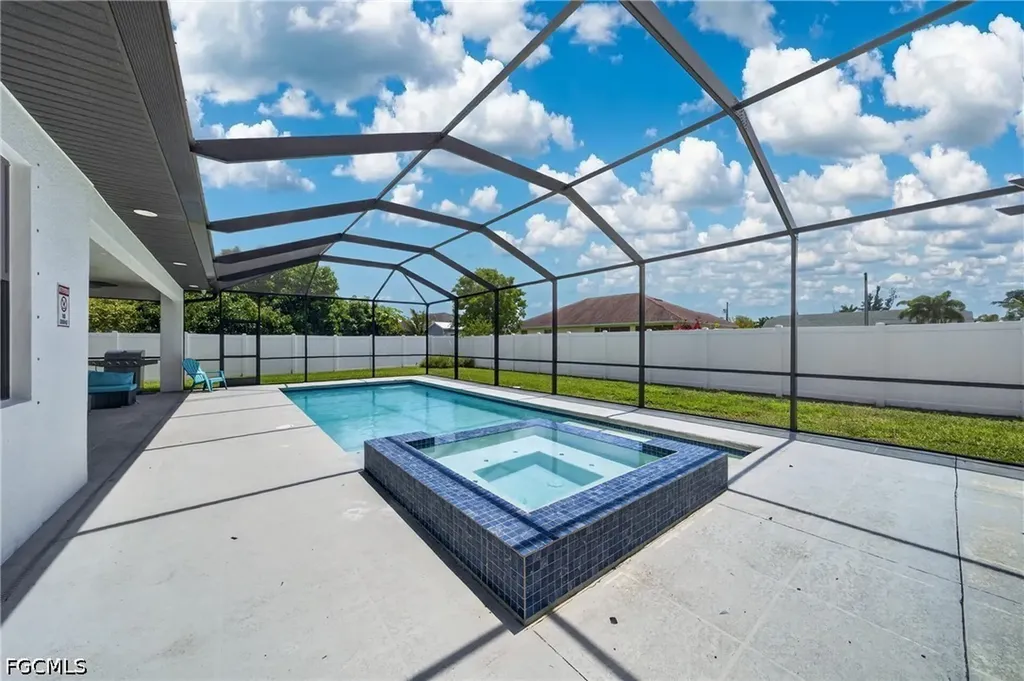 506 SW 5th Street Cape Coral FL 33991