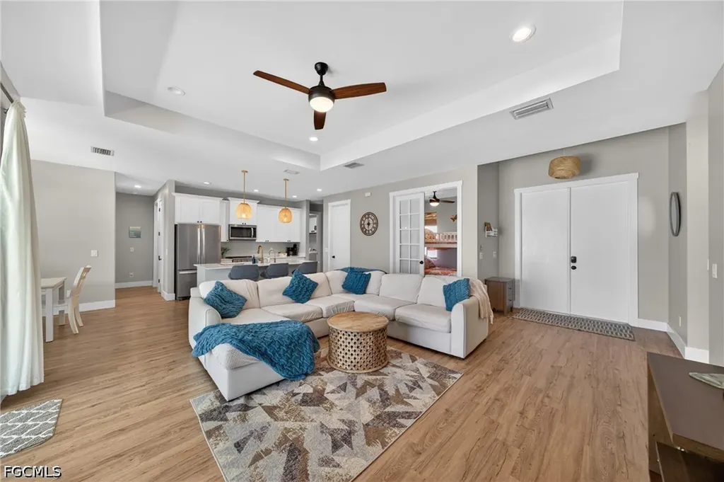 506 SW 5th Street Cape Coral FL 33991