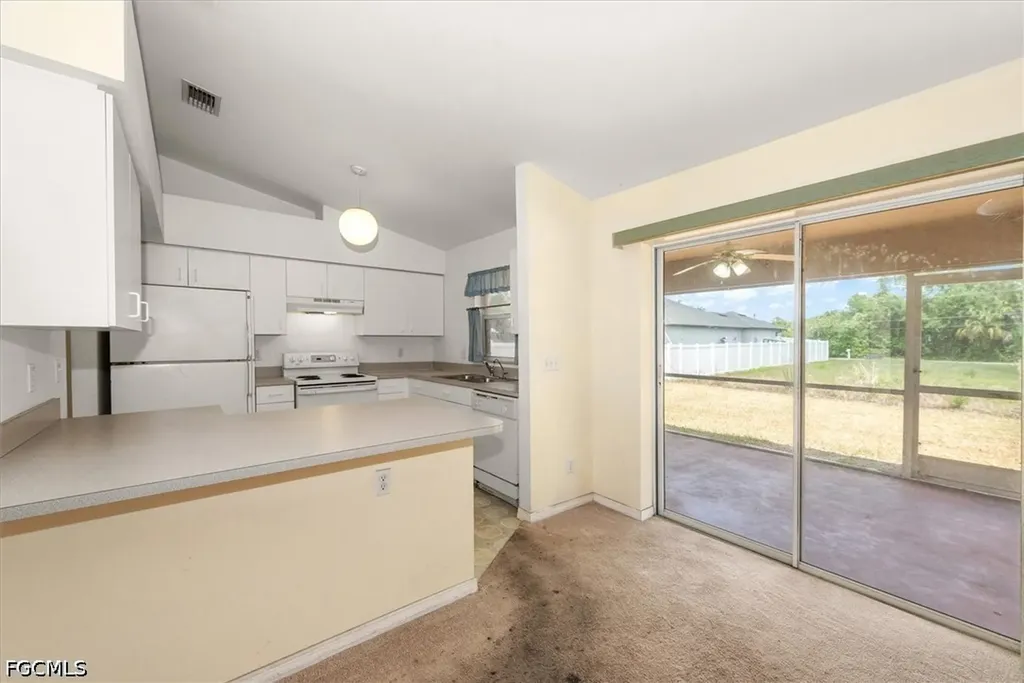 6211 Castlewood Circle Fort Myers FL 33905