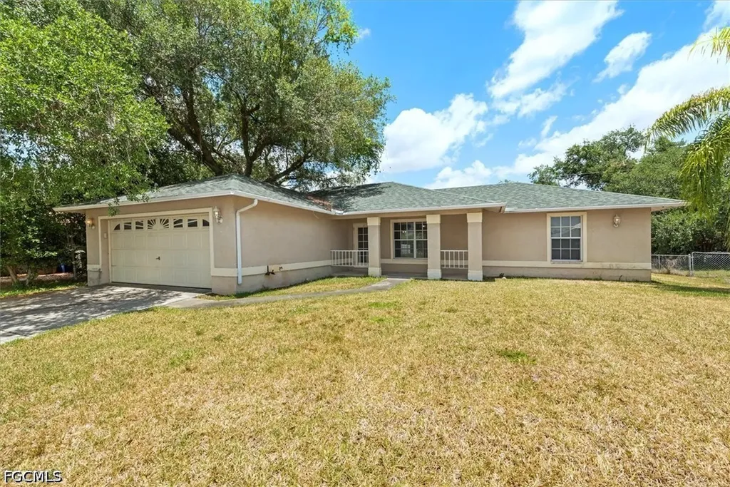 6211 Castlewood Circle Fort Myers FL 33905