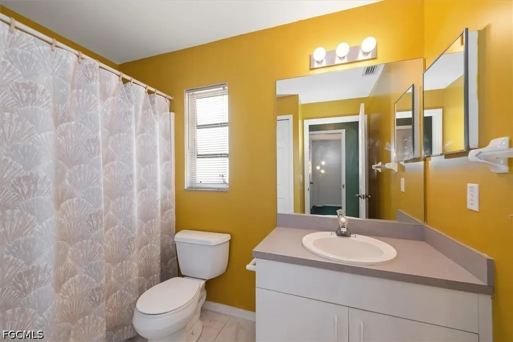 6211 Castlewood Circle Fort Myers FL 33905