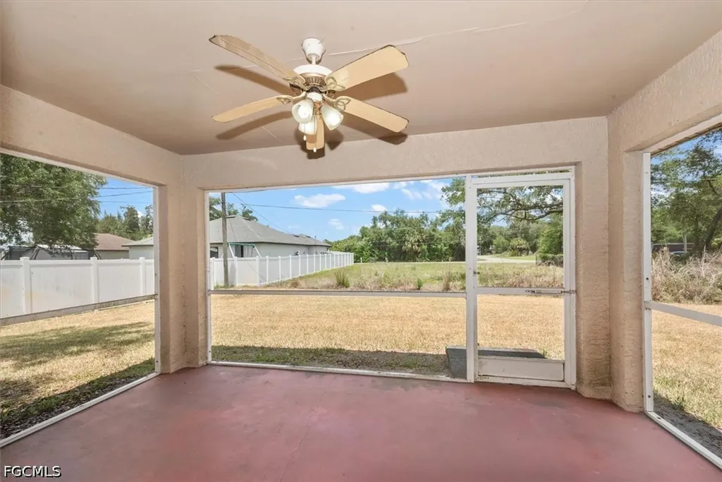 6211 Castlewood Circle Fort Myers FL 33905