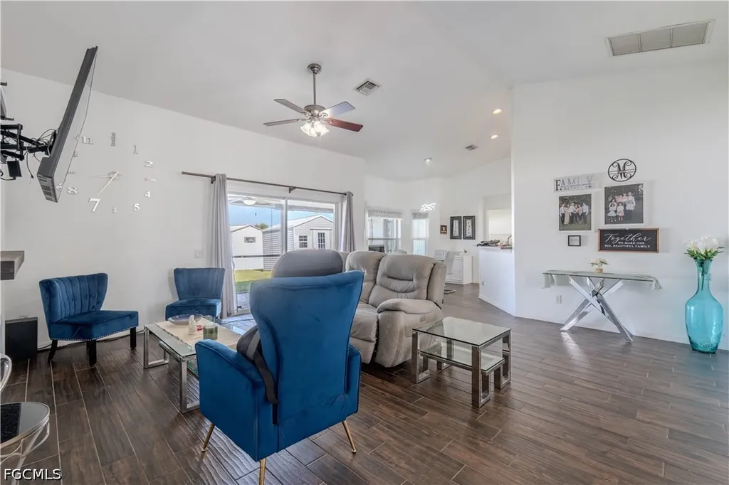 16 NW 18th Avenue Cape Coral FL 33993