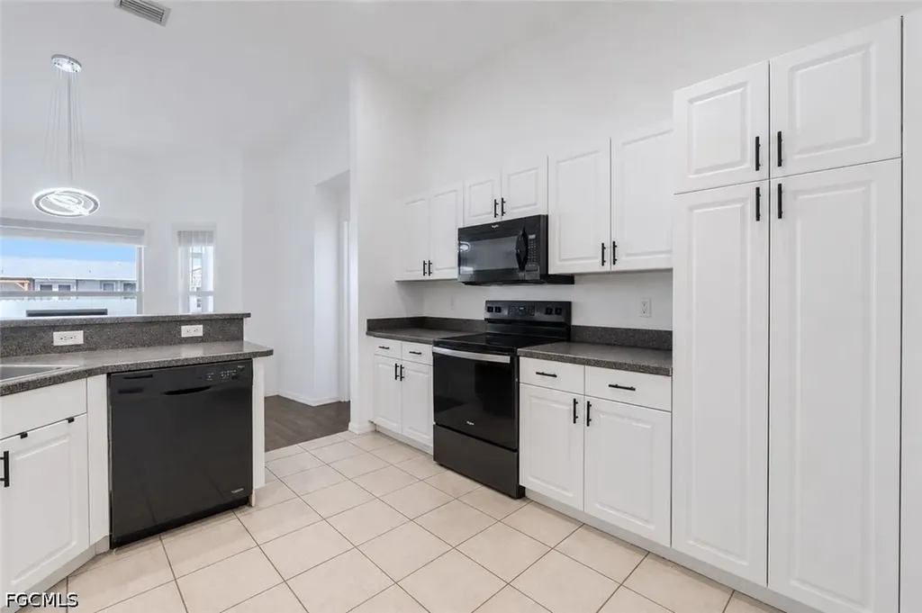 16 NW 18th Avenue Cape Coral FL 33993