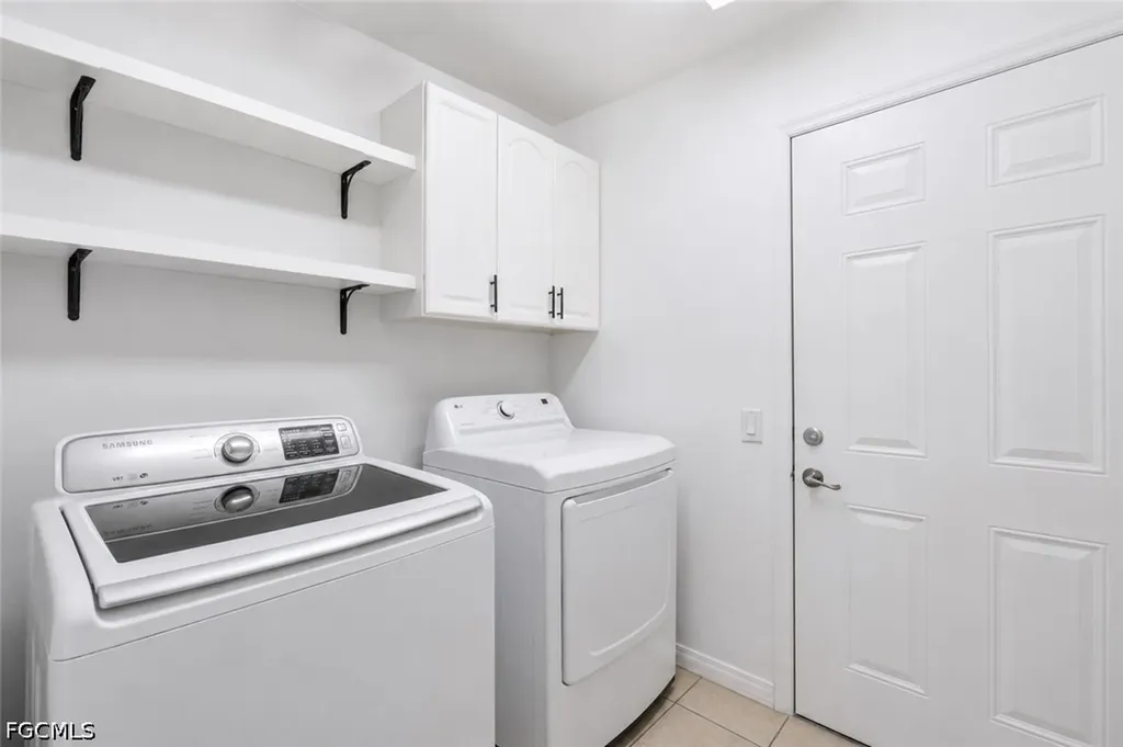 16 NW 18th Avenue Cape Coral FL 33993
