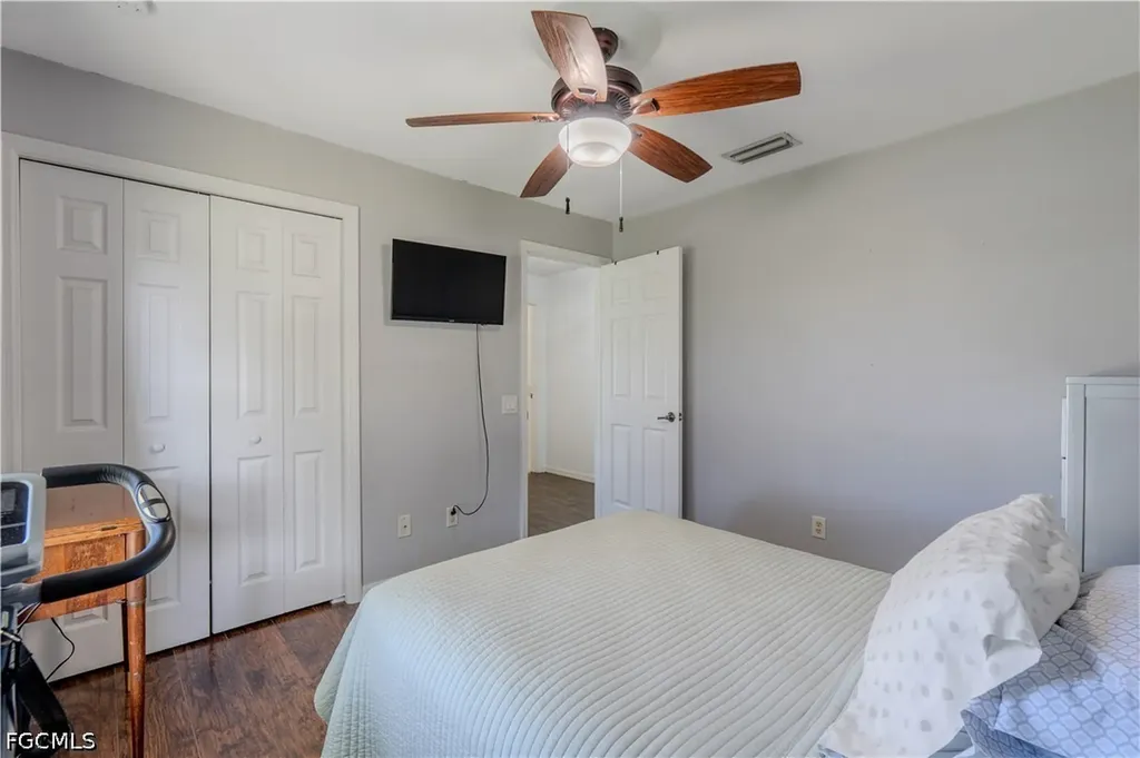 16 NW 18th Avenue Cape Coral FL 33993