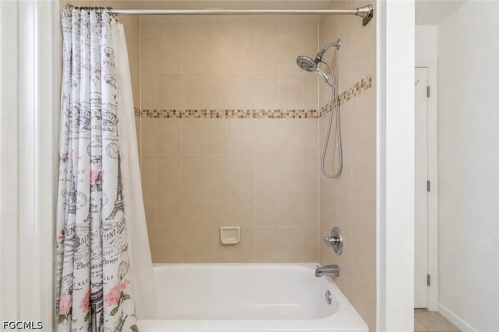 16 NW 18th Avenue Cape Coral FL 33993