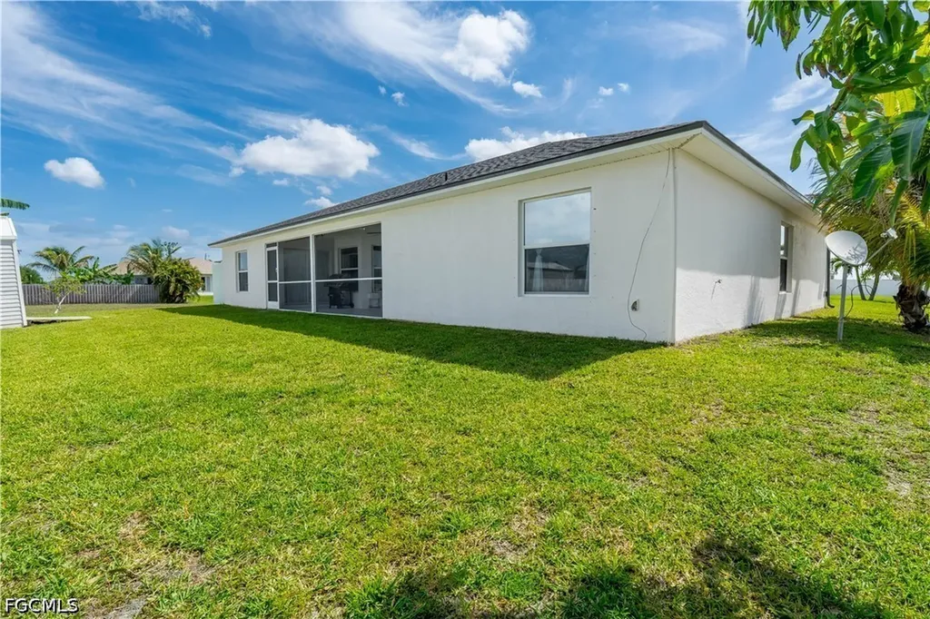 16 NW 18th Avenue Cape Coral FL 33993