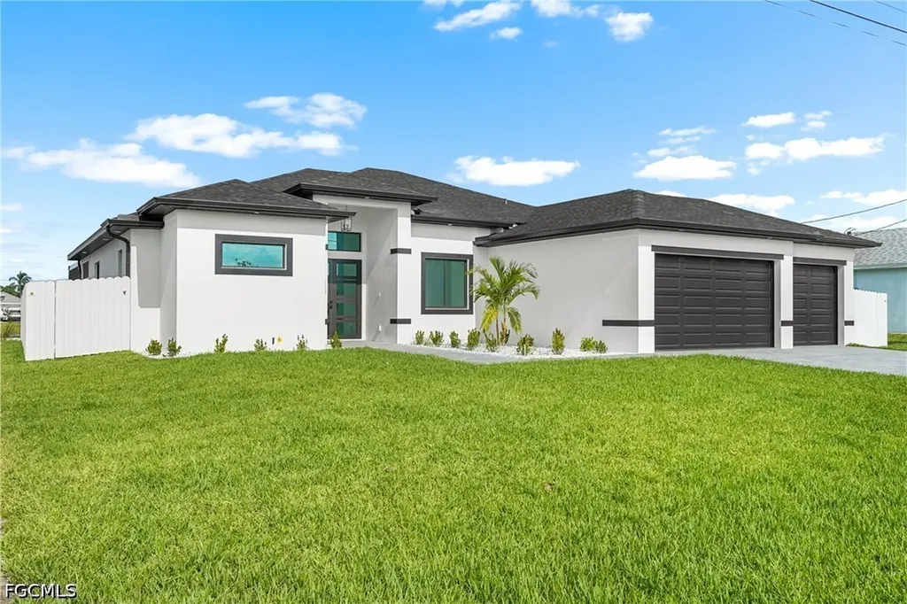 222 SE 2nd Avenue Cape Coral FL 33990