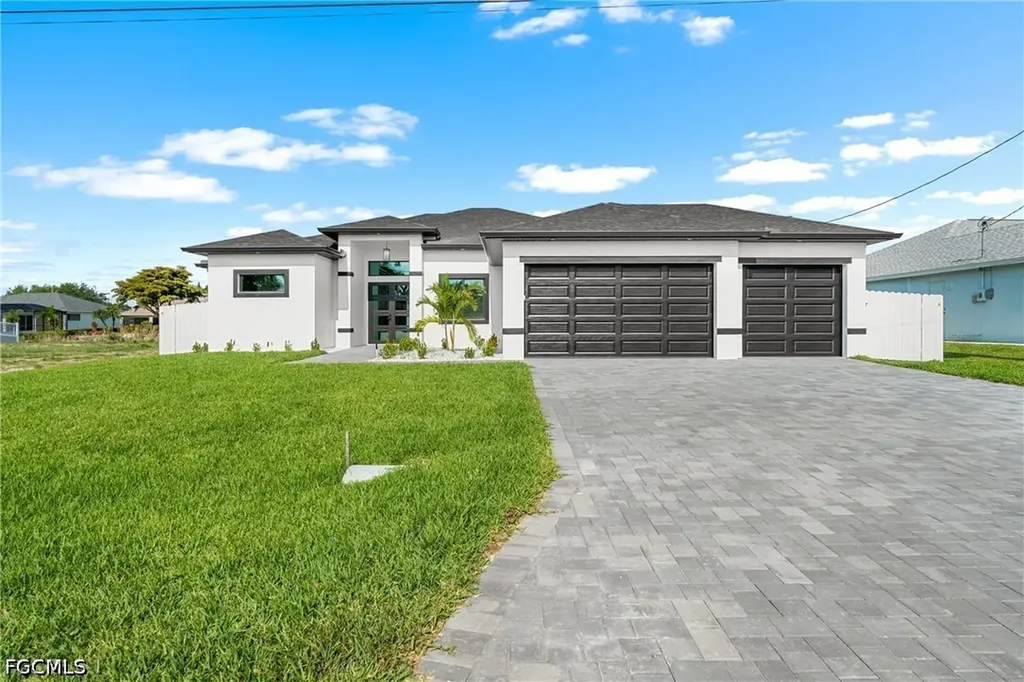 222 SE 2nd Avenue Cape Coral FL 33990