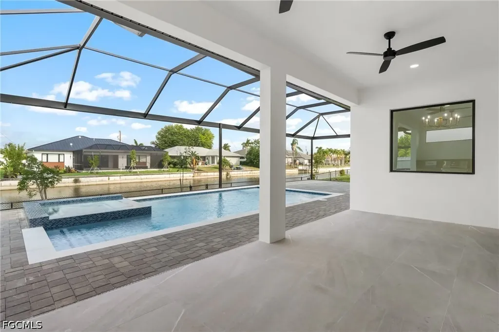 222 SE 2nd Avenue Cape Coral FL 33990