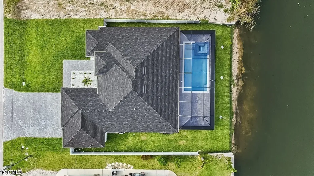 222 SE 2nd Avenue Cape Coral FL 33990