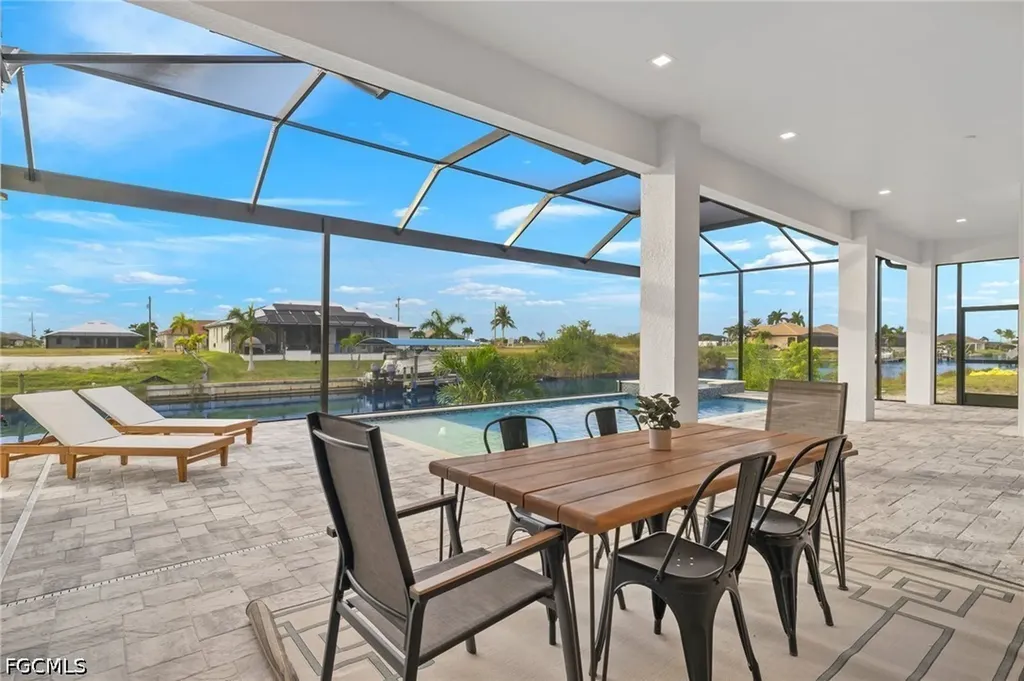 1248 NW 39th Avenue Cape Coral FL 33993