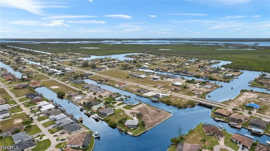 1248 NW 39th Avenue Cape Coral FL 33993
