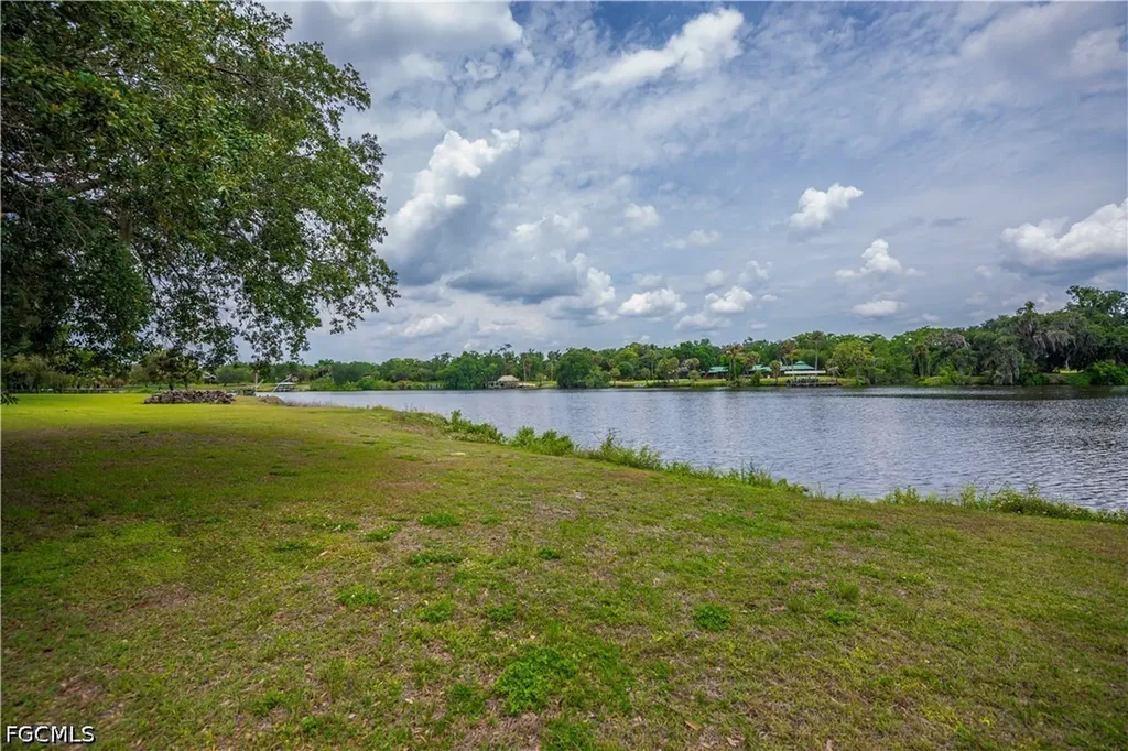 75 Ft Denaud Bridge Way Labelle FL 33935