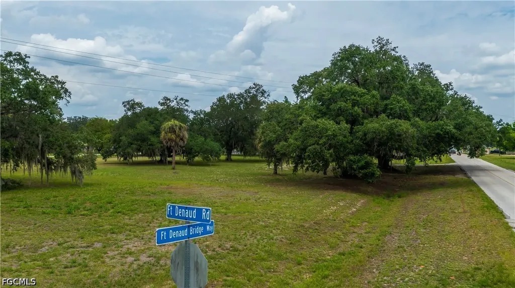 75 Ft Denaud Bridge Way Labelle FL 33935