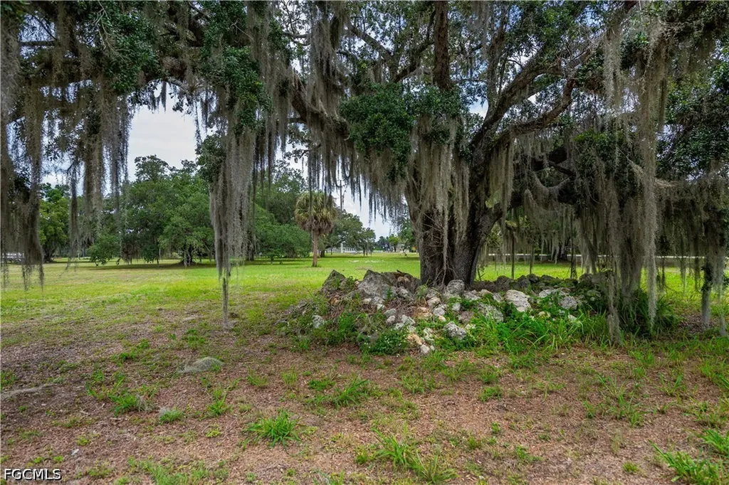75 Ft Denaud Bridge Way Labelle FL 33935