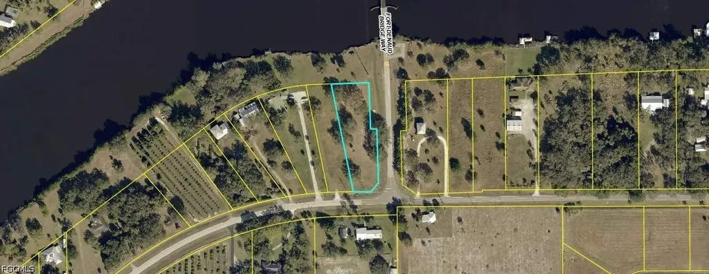 75 Ft Denaud Bridge Way Labelle FL 33935