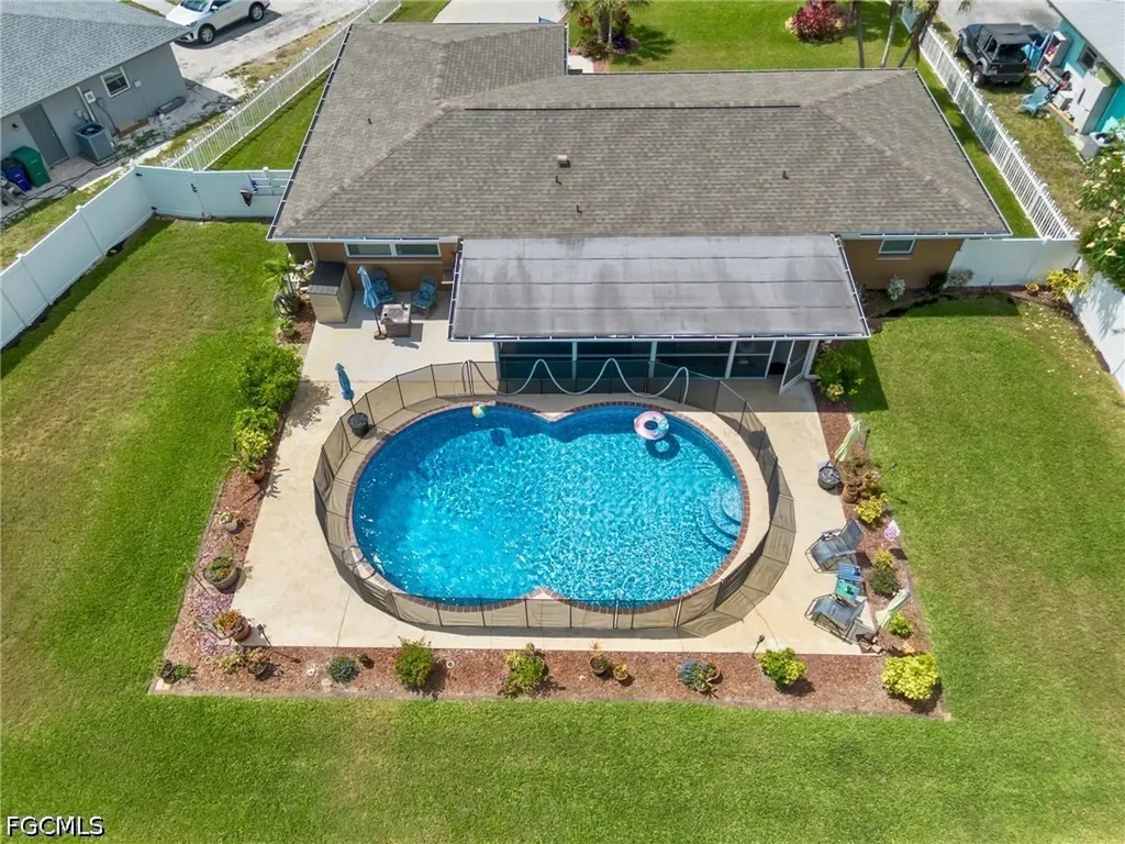 1685 N Hermitage Road Fort Myers FL 33919