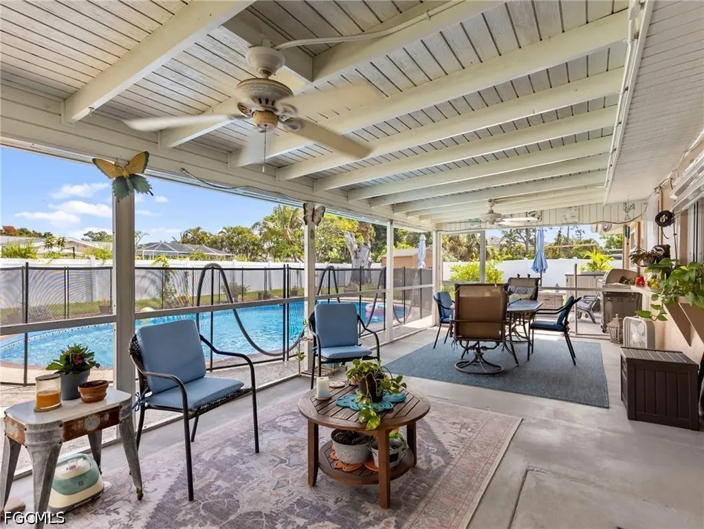 1685 N Hermitage Road Fort Myers FL 33919