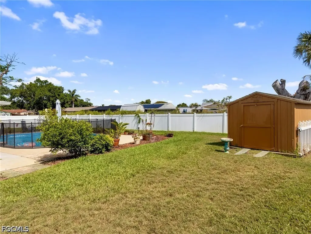 1685 N Hermitage Road Fort Myers FL 33919