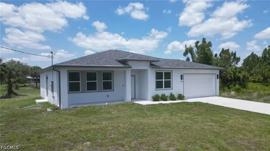 1909 Moore Avenue Lehigh Acres FL 33972