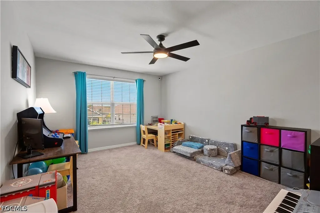 8944 Cascade Price Circle North Fort Myers FL 33917
