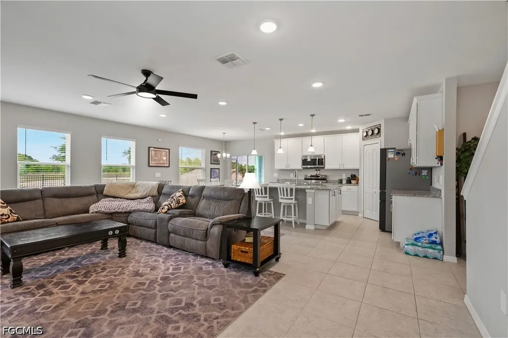 8944 Cascade Price Circle North Fort Myers FL 33917
