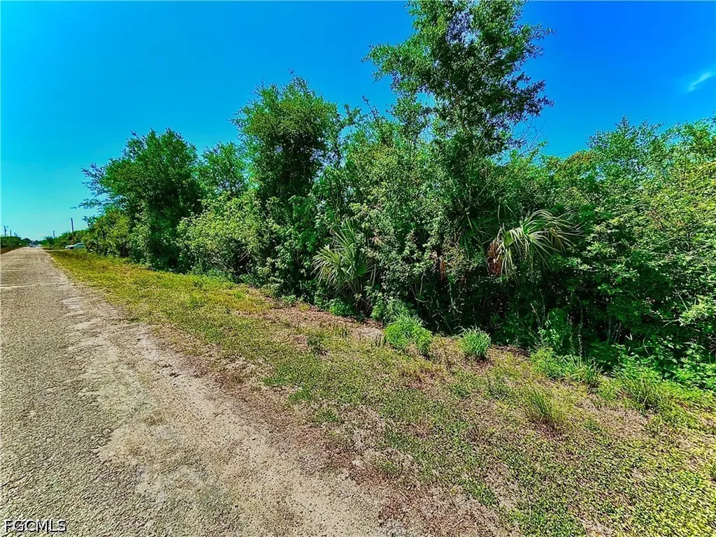 857 Casper Yost Street E Lehigh Acres FL 33974