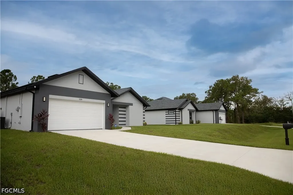 970 Grant Boulevard Lehigh Acres FL 33974