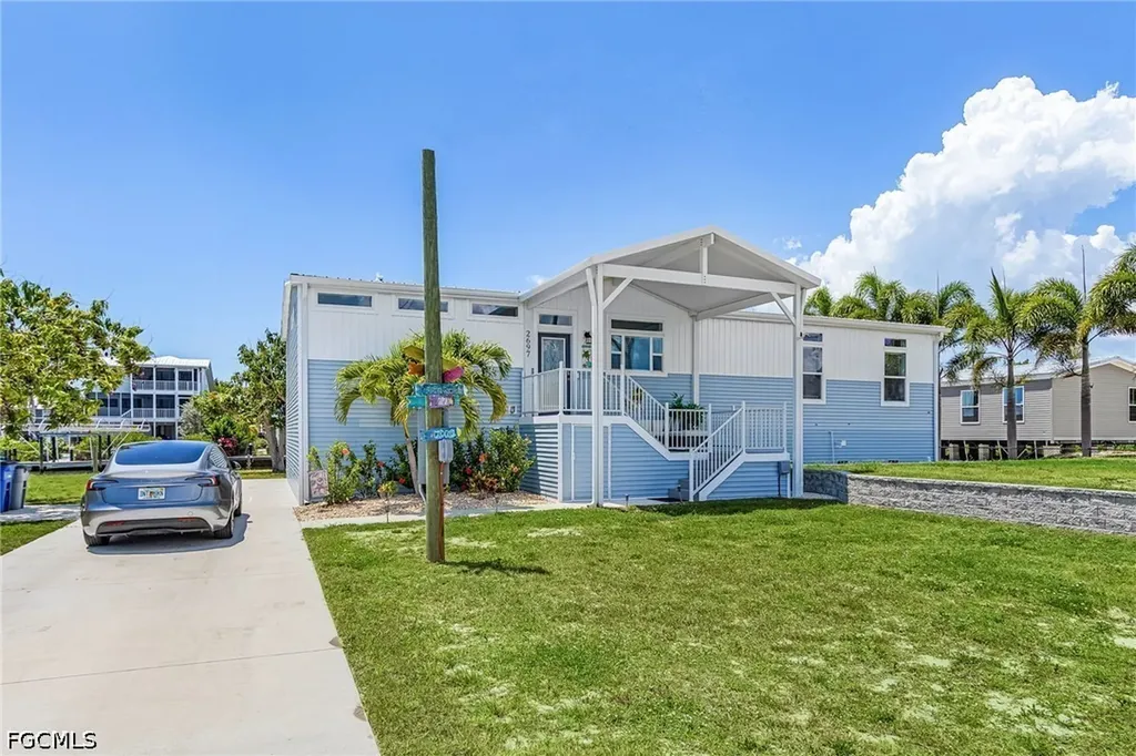 2697 Heron Court St. James City FL 33956