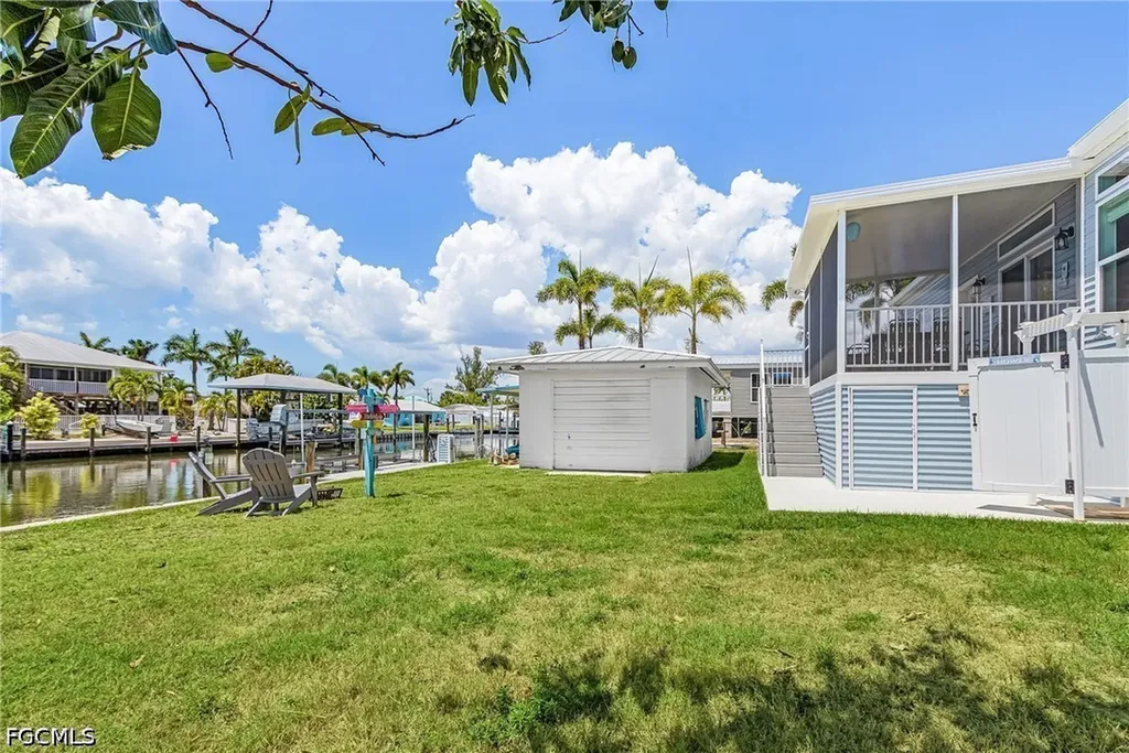 2697 Heron Court St. James City FL 33956