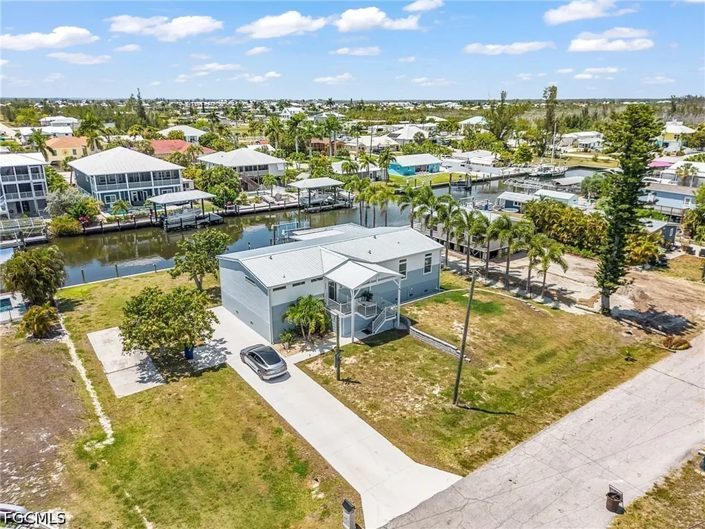 2697 Heron Court St. James City FL 33956