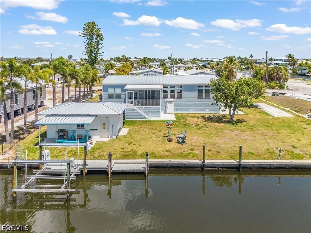 2697 Heron Court St. James City FL 33956