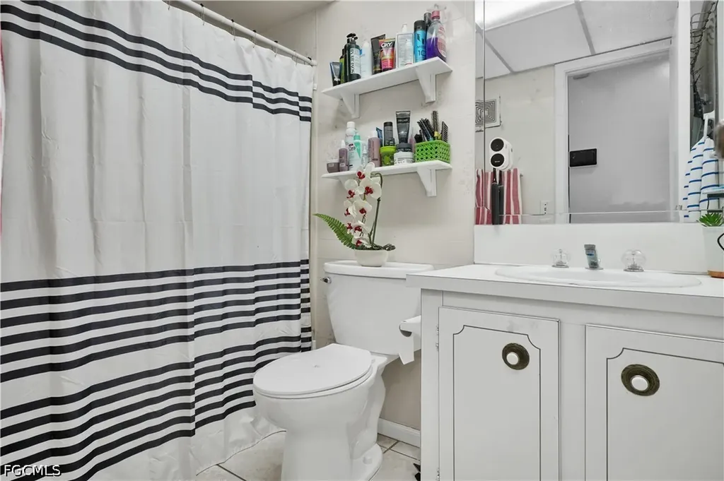 8641 NW 8th Street Pembroke Pines FL 33024