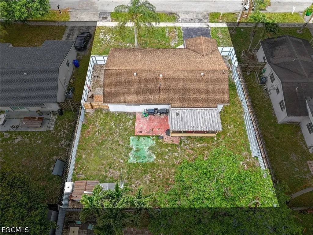 8641 NW 8th Street Pembroke Pines FL 33024