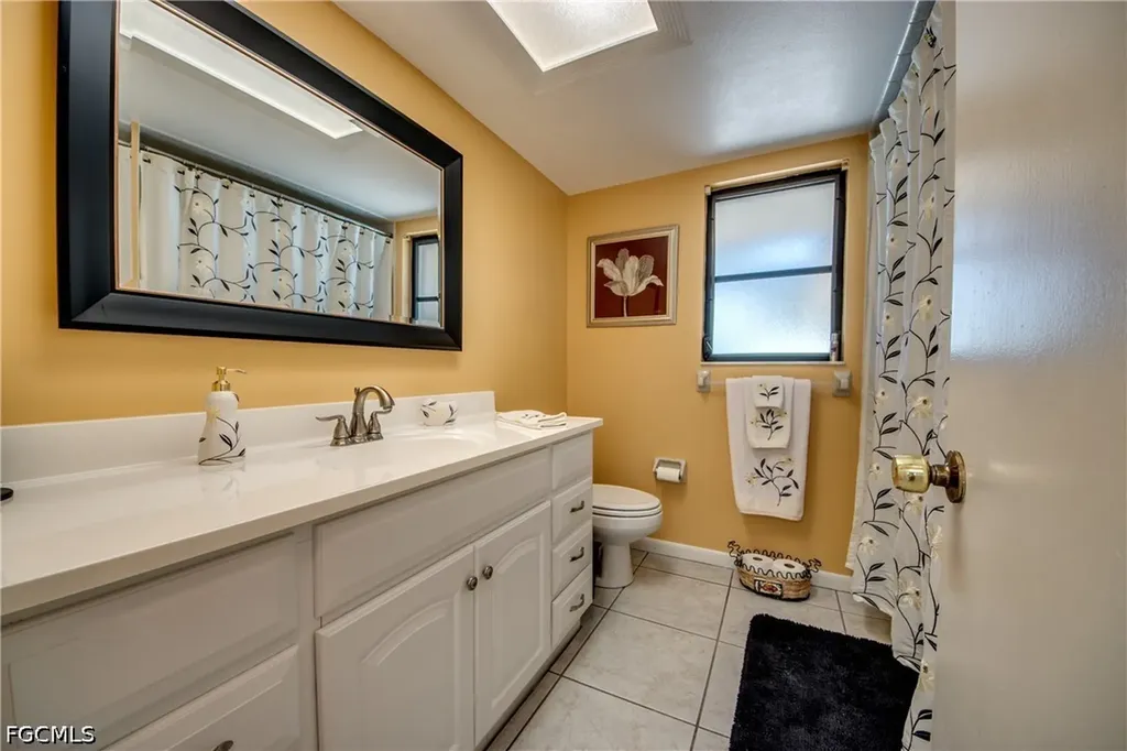 1432 SW 52nd Terrace Cape Coral FL 33914