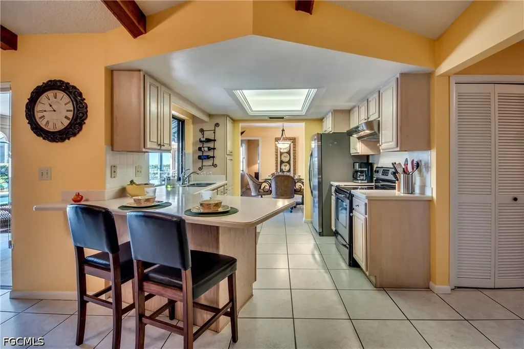 1432 SW 52nd Terrace Cape Coral FL 33914