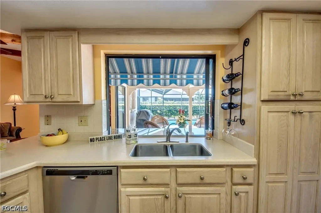 1432 SW 52nd Terrace Cape Coral FL 33914