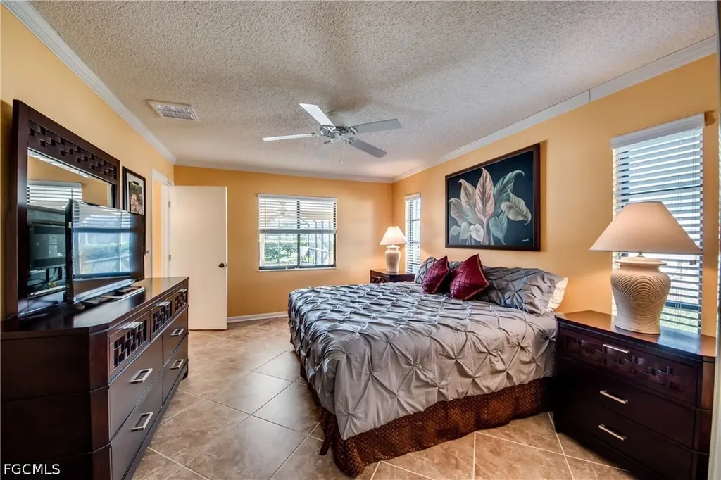 1432 SW 52nd Terrace Cape Coral FL 33914