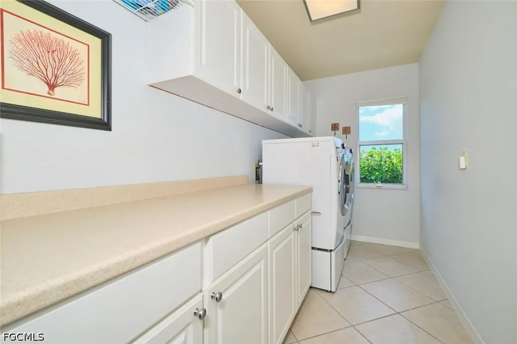 844 NE 6th Avenue Cape Coral FL 33909