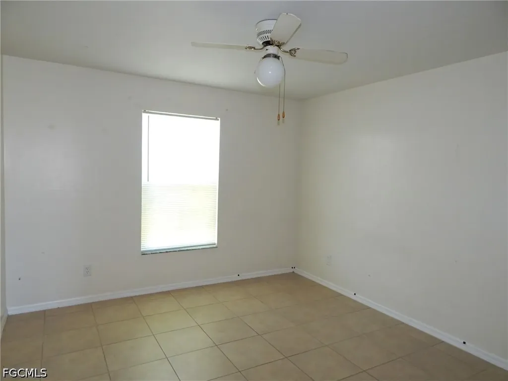 135 SE 29th Street Cape Coral FL 33904