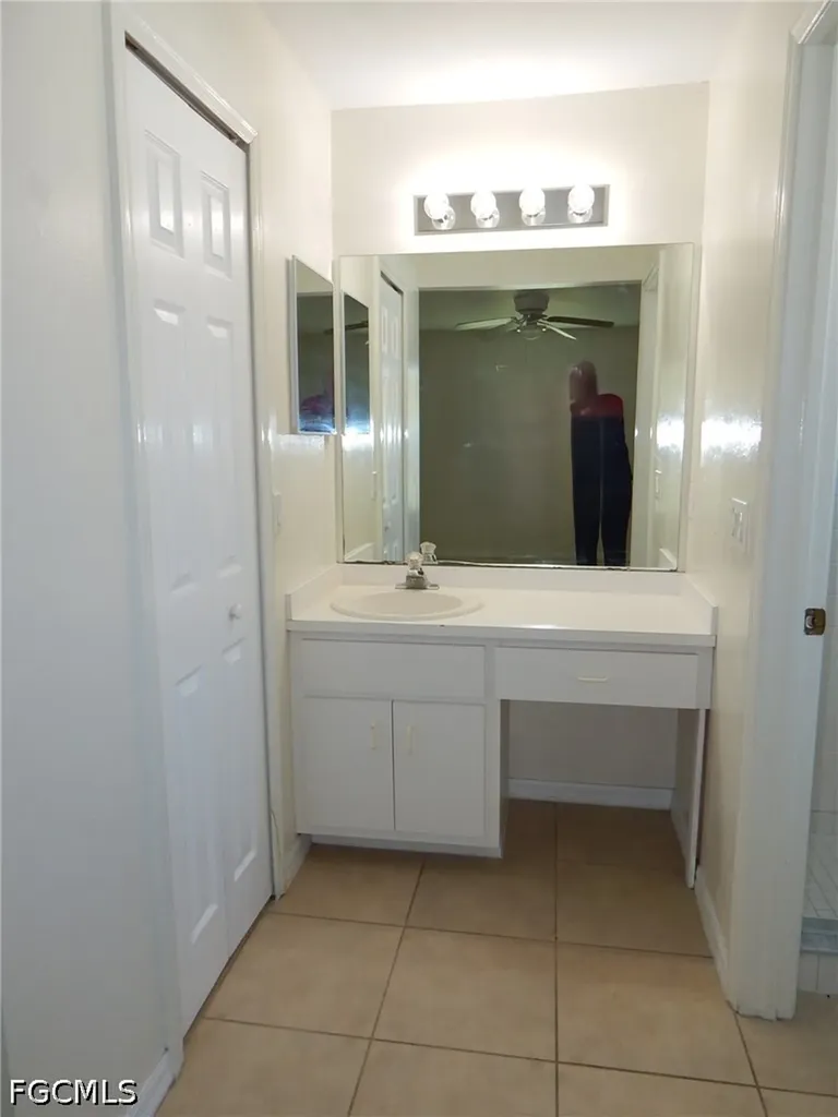 135 SE 29th Street Cape Coral FL 33904