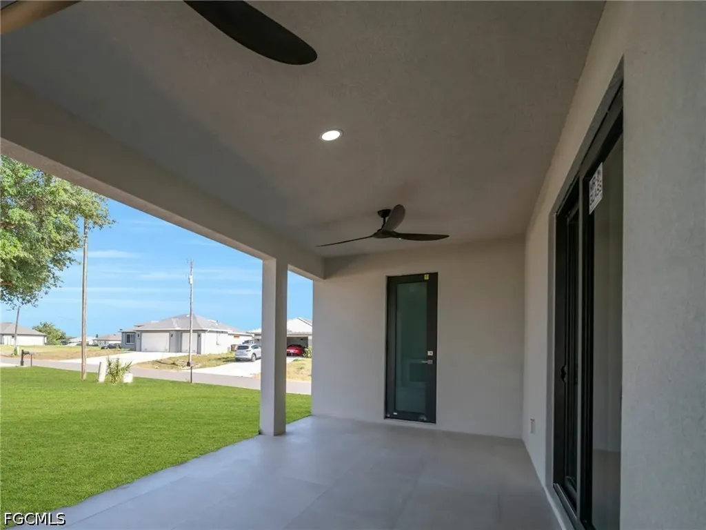 1201 NE 12th Place Cape Coral FL 33909