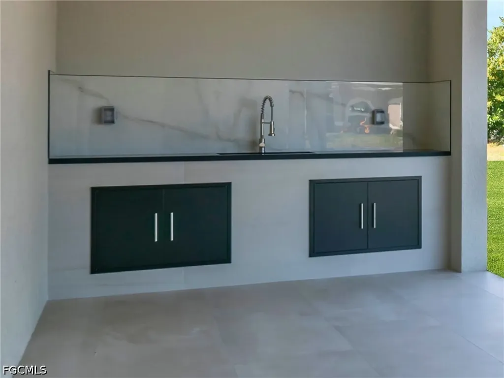 1201 NE 12th Place Cape Coral FL 33909