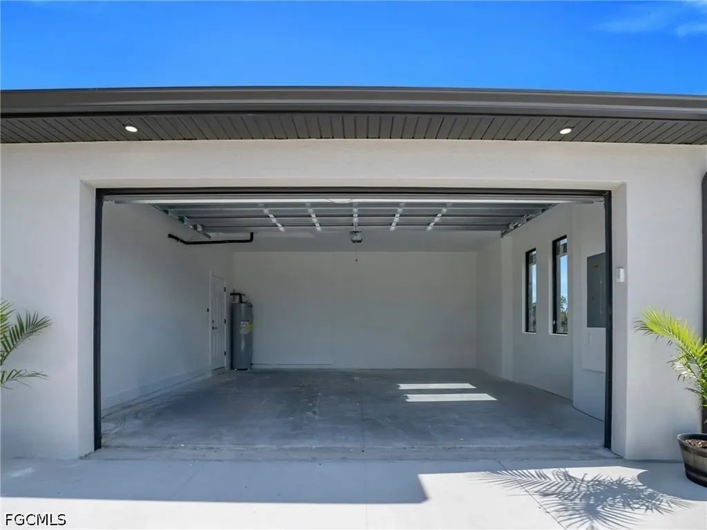 1201 NE 12th Place Cape Coral FL 33909